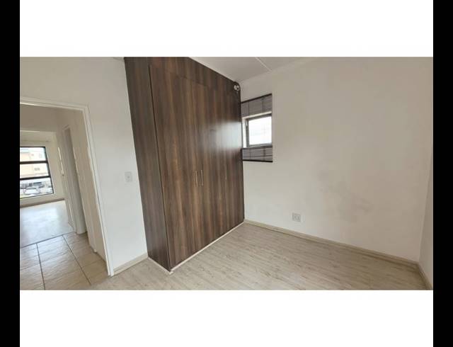2 BEDROOM APARTMENT FOR SALE IN BARBEQUE DOWNS